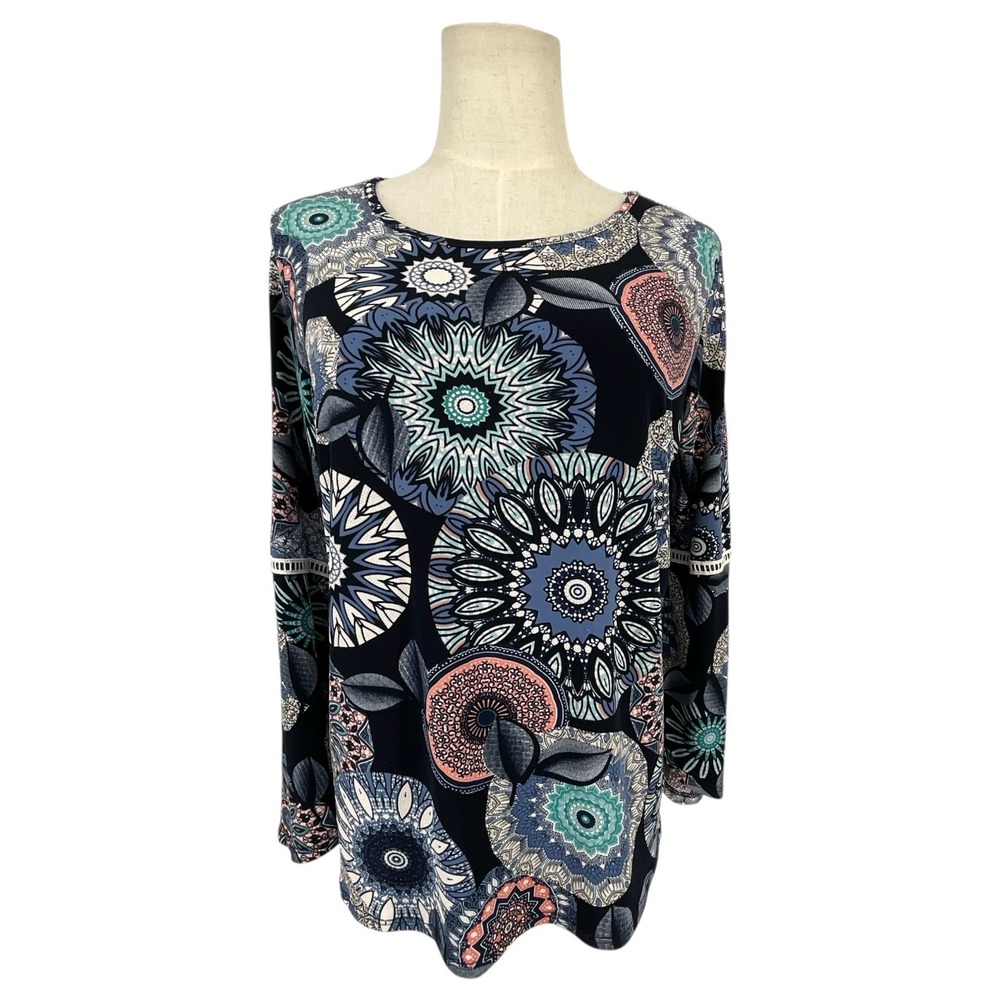 SJS Women Navy Mandala Floral Print Bell Sleeve Top Crochet Lace Trim Size L‎